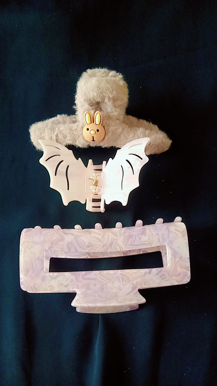 Hair claw clips 4 pcs set